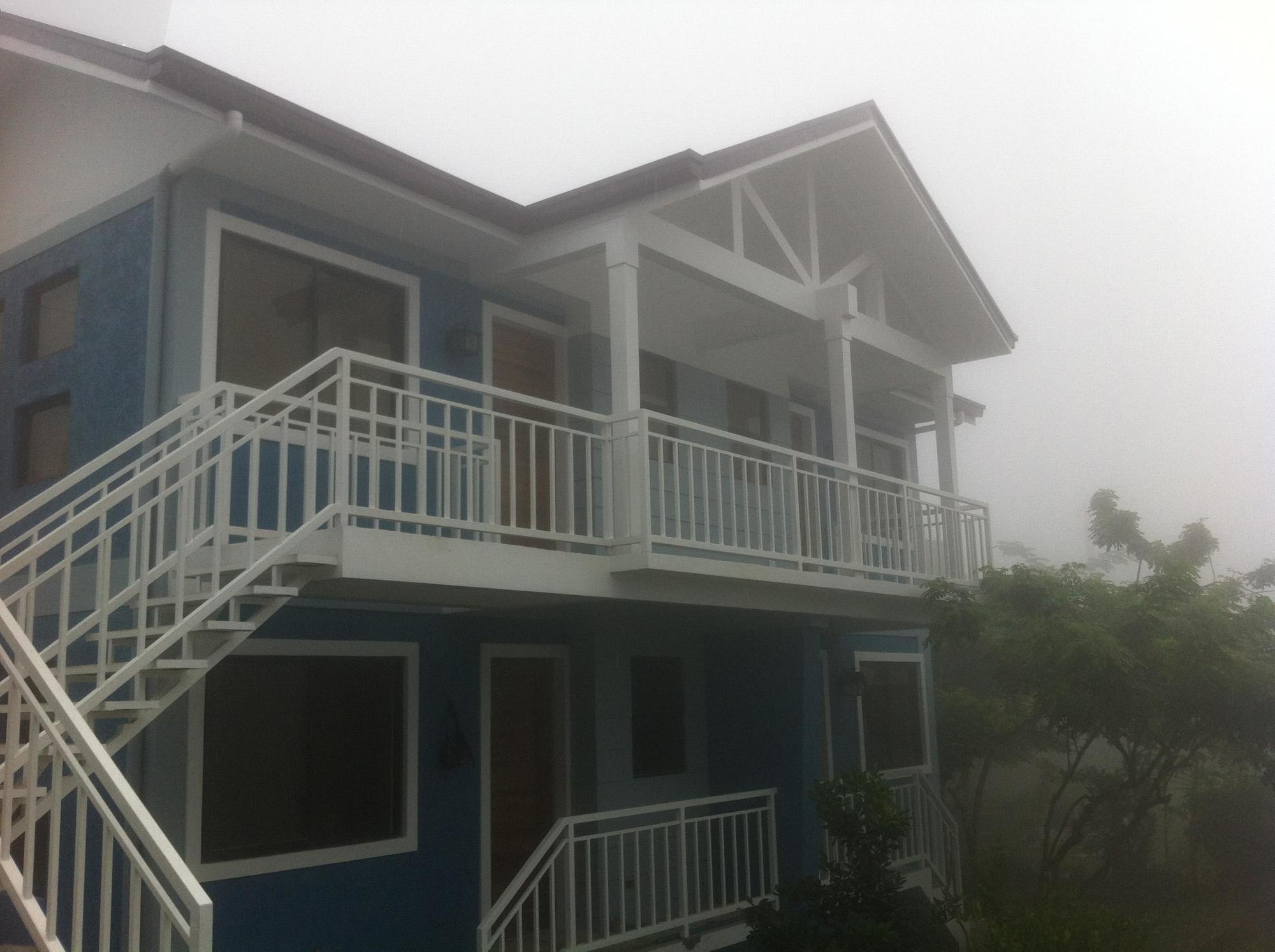 The Carmelence Lodge Tagaytay City Exterior photo