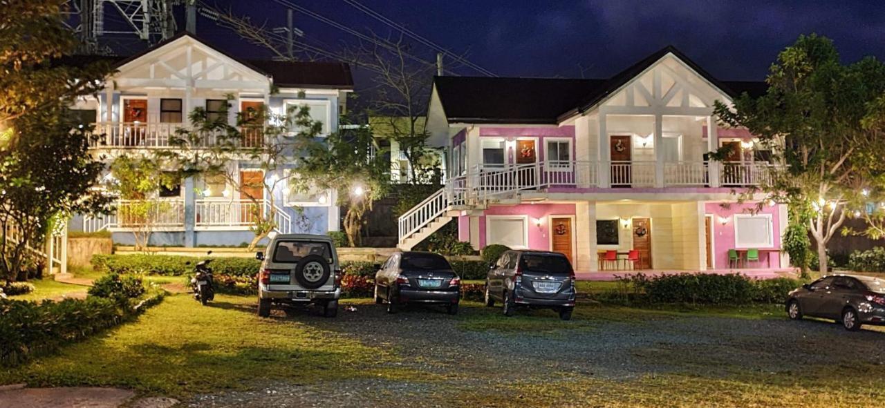 The Carmelence Lodge Tagaytay City Exterior photo