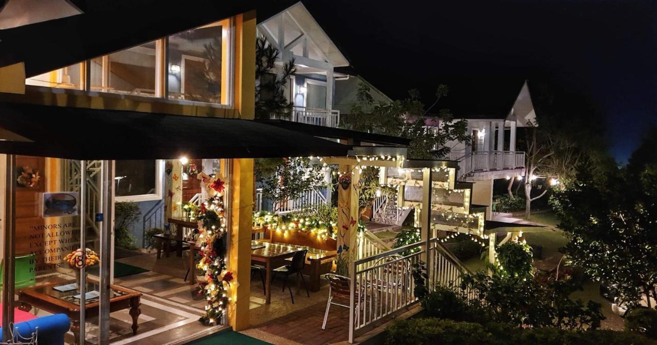The Carmelence Lodge Tagaytay City Exterior photo